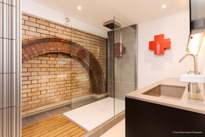 Photo 18- click for photo gallery